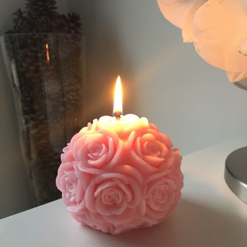 Bougie artisanale en forme de fleur Rose _ Atelier Bougies
